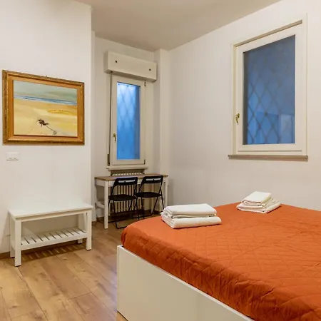 Casa Chiozza - *